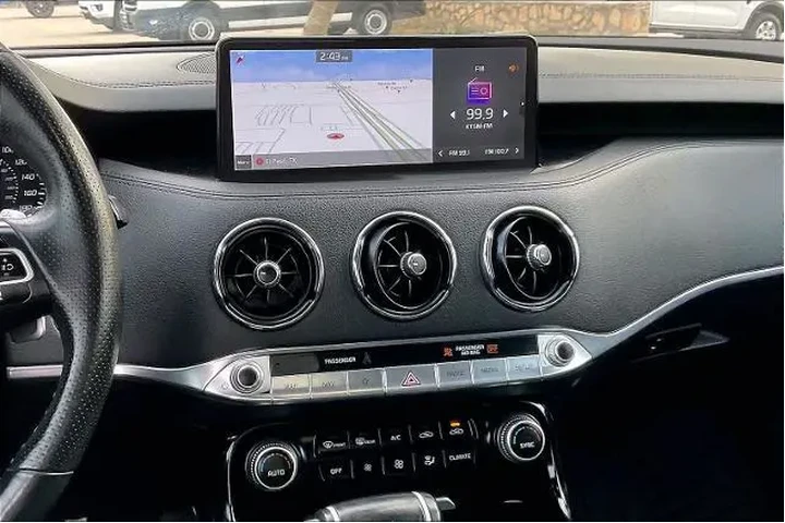 $25491 : Kia Stinger 2022 GT-Line 4dr image 6