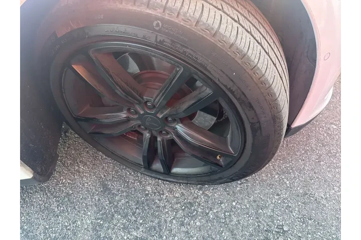 $17879 : Tesla Model S 2015 AWD 85D 4 image 2