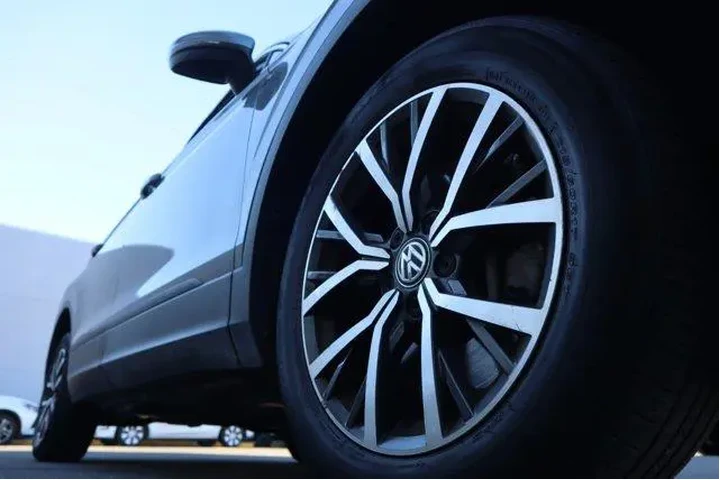 $16224 : Volkswagen Tiguan 2019 AWD S image 8