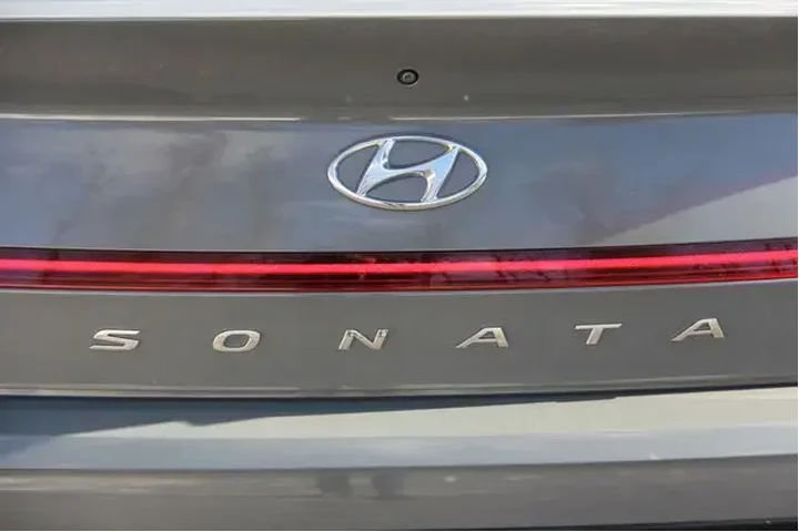 $17990 : Hyundai SONATA 2021 SEL 4dr image 8