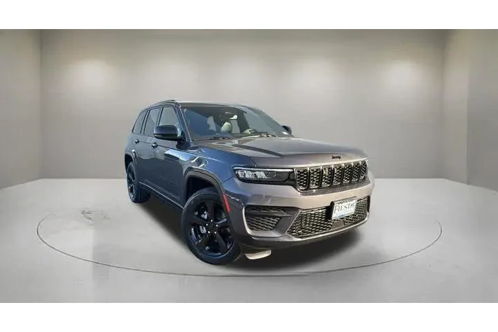 $37885 : Jeep Grand Cherokee 2023 4x4 image 1