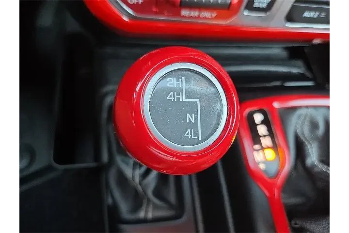 $29500 : Jeep Wrangler Unlimited 2020 image 8