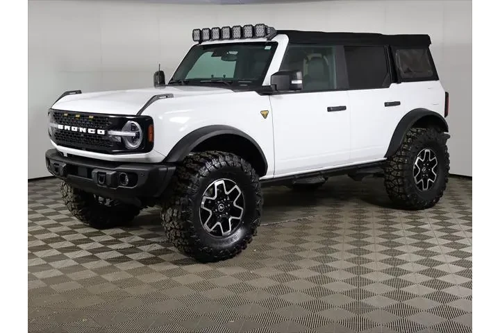 $39599 : Ford Bronco 2022 4x4 Base Ad image 8