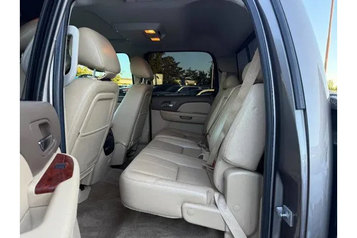 $36263 : Chevrolet Silverado 3500HD 2 image 6