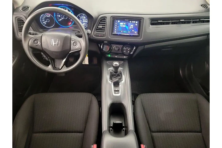 $13998 : Honda HR-V 2016 LX 4dr Cross image 9