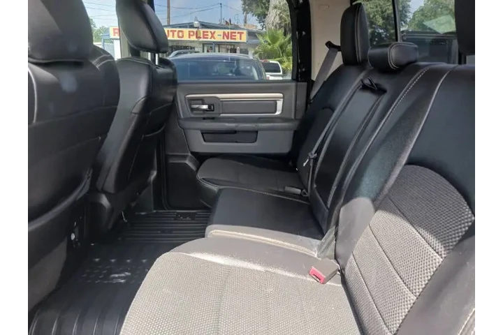 $23950 : 2018 RAM 1500 Lone Star Silver image 9