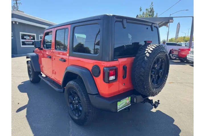 $22998 : 2020 Wrangler Unlimited Willy image 6