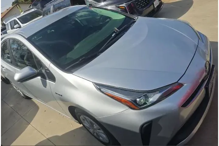$17900 : Toyota Prius 2019 L Eco 4dr image 4