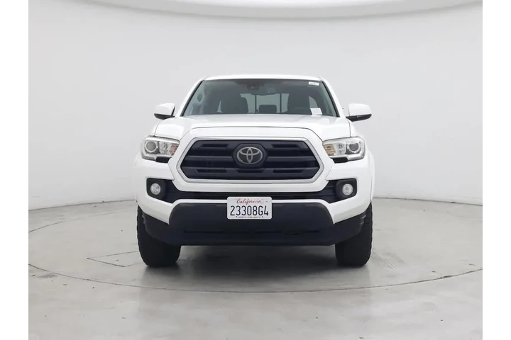 $30998 : Toyota Tacoma 2018 4x4 SR5 V image 5