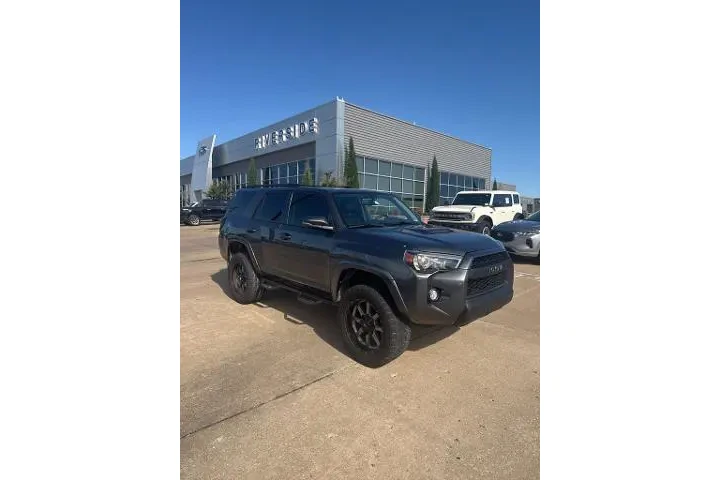 $26595 : Toyota 4Runner 2017 4x4 SR5 image 1