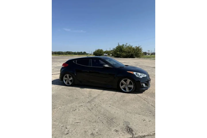 $7900 : 2013 Veloster RE MIX image 6