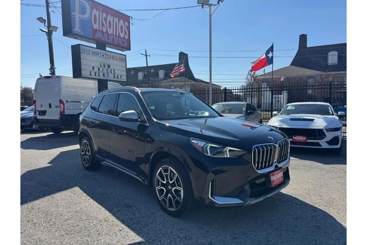 2023 BMW X1 xDrive28i image 1