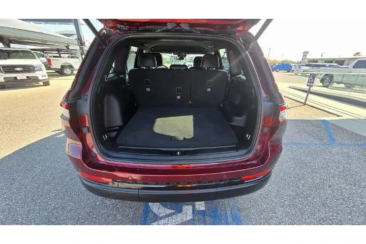 $31991 : Jeep Grand Cherokee 2024 4x4 image 9