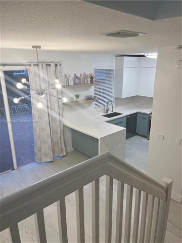 $3200 : Kendall Breeze Townhouse Rent image 2