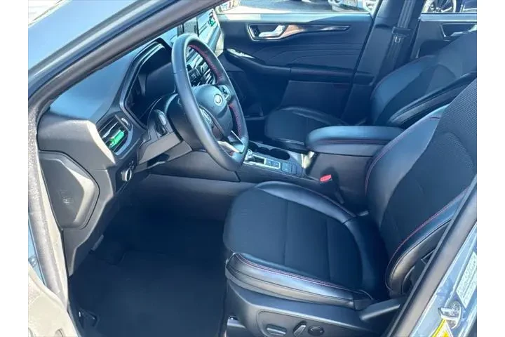 $22771 : Ford Escape 2025 ST-Line 4dr image 9
