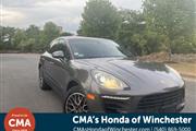 PRE-OWNED 2016 PORSCHE MACAN S en Madison WV