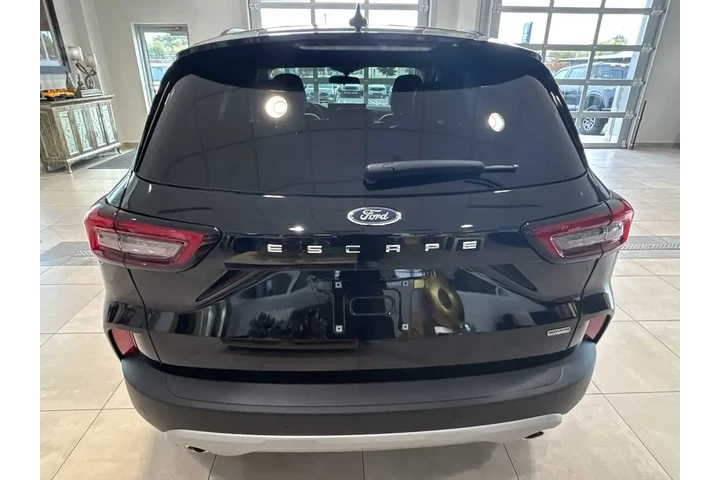 $36484 : Ford Escape Plug-In Hybrid 2 image 2