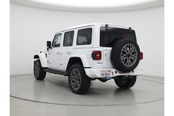$37998 : Jeep Wrangler 2024 4x4 High image 2