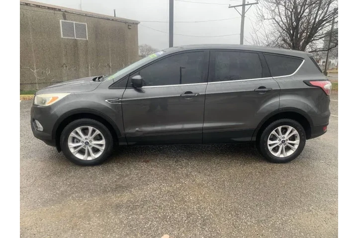 $6495 : 2017 Escape SE image 3
