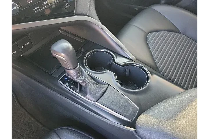 $20500 : Toyota Camry 2020 SE 4dr Sed image 7