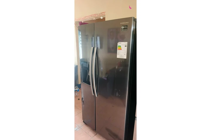 $1 : Se vende refrigerador Samsung image 1