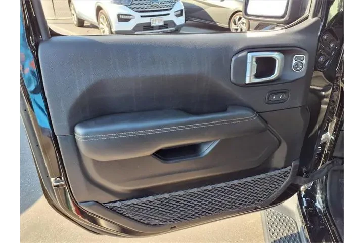 $32874 : Jeep Gladiator 2023 4x4 Over image 10