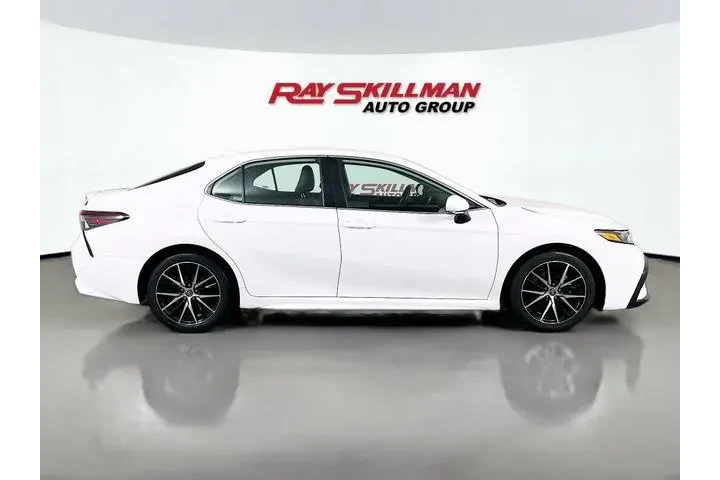 $26975 : Toyota Camry 2024 SE 4dr Sed image 8