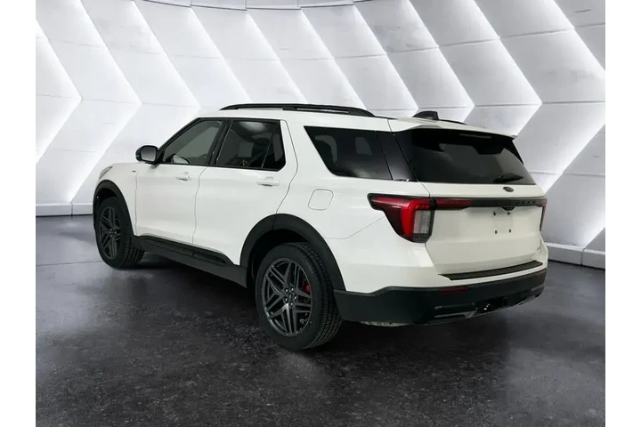 $38611 : Ford Explorer 2025 AWD ST-Li image 6