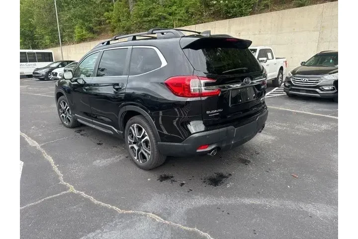 $30990 : Subaru Ascent 2023 AWD Limit image 5