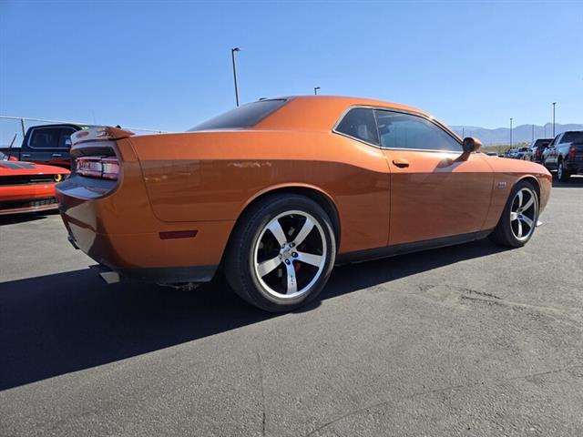 $21901 : Pre-Owned 2011 CHALLENGER SRT8 image 4