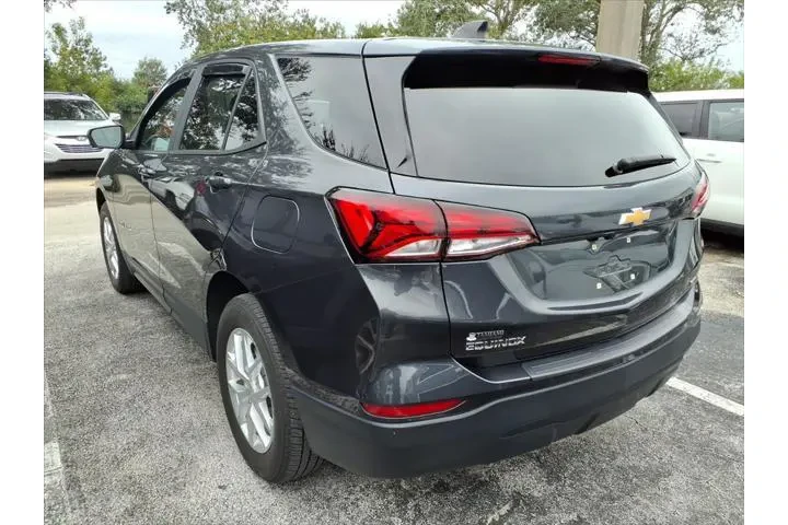 $21777 : Chevrolet Equinox 2022 4x4 L image 4