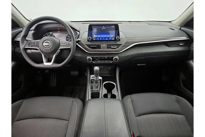 $20998 : Nissan Altima 2024 2.5 SV 4d image 9
