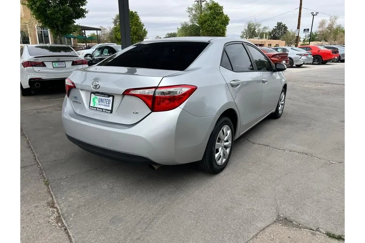 2016 Corolla LE CVT image 5