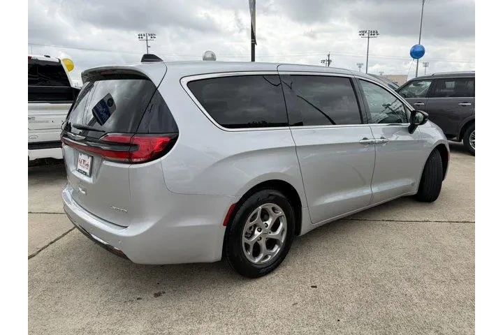 $30151 : Chrysler Pacifica 2024 Limit image 5