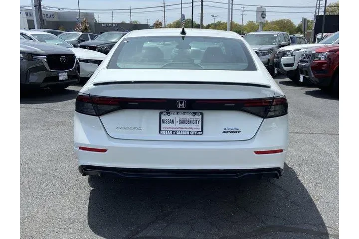 $24387 : Honda Accord Hybrid 2024 Spo image 5