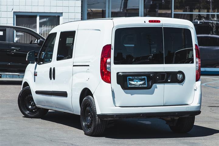 2017 ProMaster City Cargo Van image 2