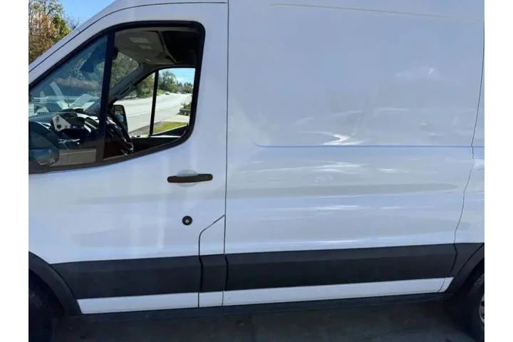 $13000 : 2017 Transit 250 image 5