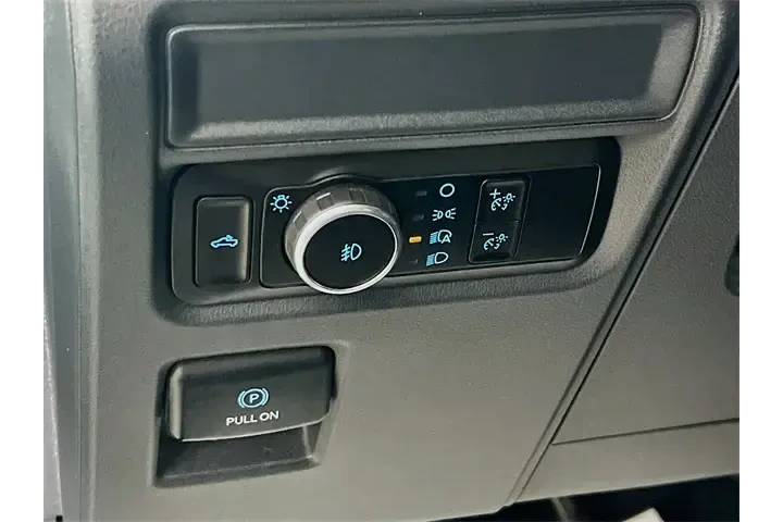 $35900 : Ford F-150 2023 4x4 XL 4dr S image 10