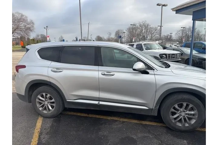 $16077 : Hyundai SANTA FE 2019 SEL 2. image 4