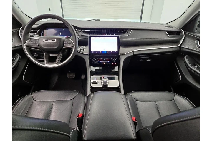 $28998 : Jeep Grand Cherokee 2023 4x4 image 9