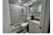 $1900 : Coral Gables cerca apto 1/1 . thumbnail