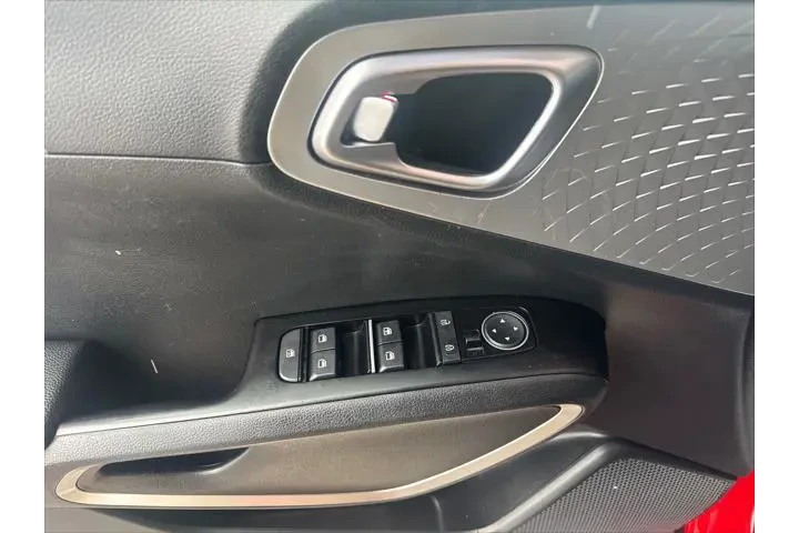 $19500 : Kia Soul 2024 LX 4dr Crossov image 7