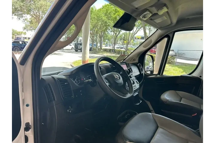 $35698 : Ram ProMaster 2025 Tradesman image 6