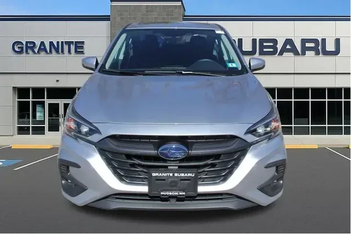 $32680 : Subaru Legacy 2025 AWD Limit image 4