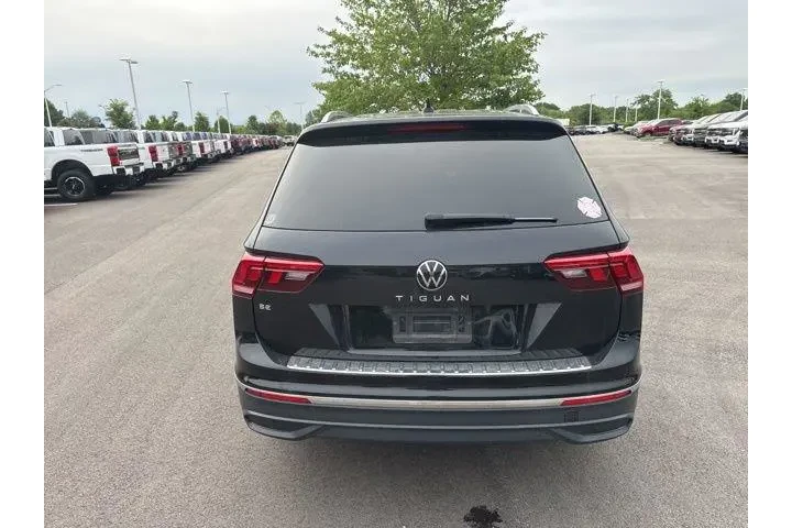 $22500 : Volkswagen Tiguan 2024 SE 4d image 5