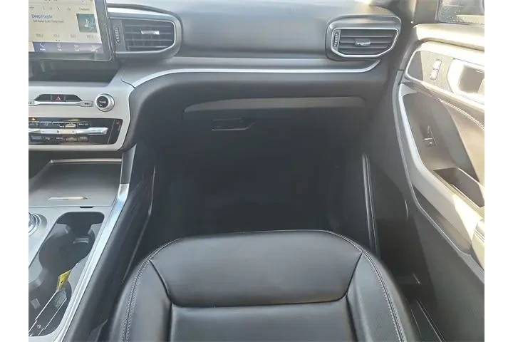 $29680 : Ford Explorer 2022 AWD XLT 4 image 10