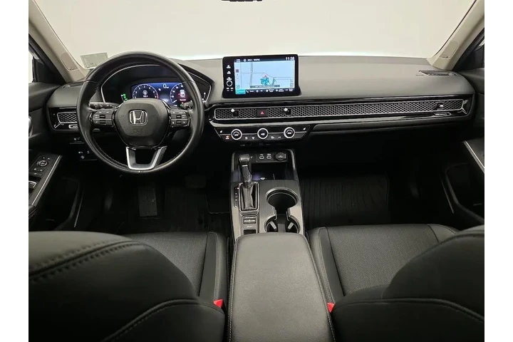 $28998 : Honda Civic 2024 Touring 4dr image 9