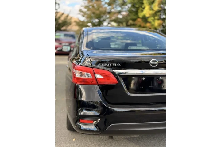 $9995 : 2018 Sentra S image 10