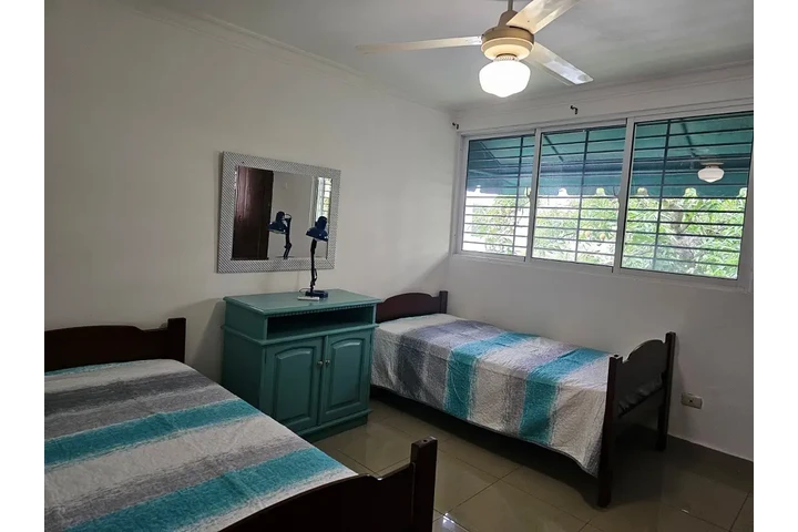 $1200 : Arriendo Apartamento Amueblado image 9