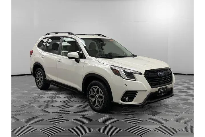 $27488 : Subaru Forester 2022 AWD Pre image 7